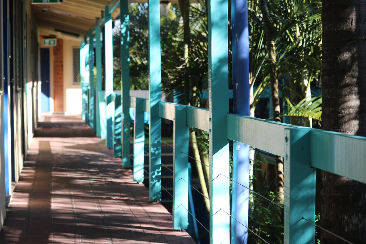 Backpackers Inn On The Beach Byron Bay Exterior photo