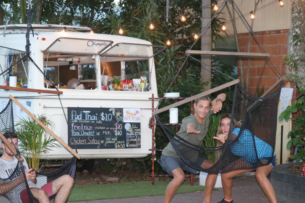 Backpackers Inn On The Beach Byron Bay Exterior photo